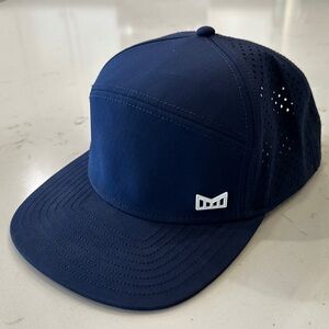 Melin Hat: Trenches Icon Hydro (navy)